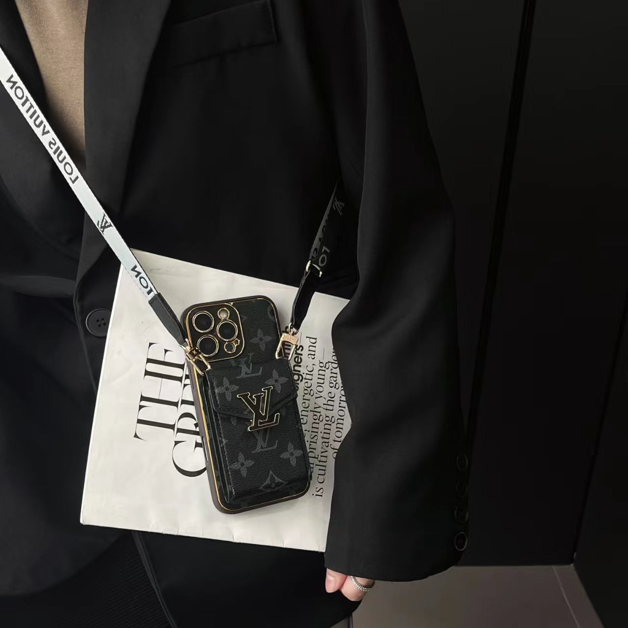 🔥 Étui en cuir antichoc à couverture complète avec portefeuille et sangle pour téléphone, étui pour iPhone avec monogramme
