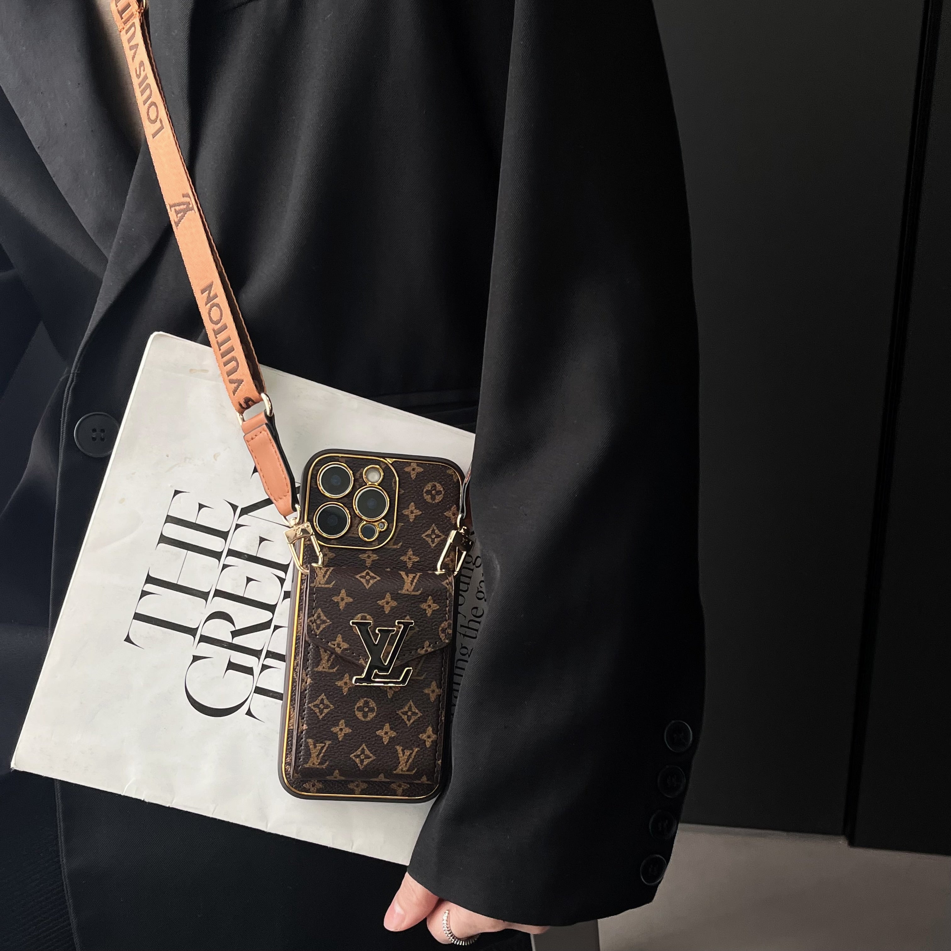 🔥 Étui en cuir antichoc à couverture complète avec portefeuille et sangle pour téléphone, étui pour iPhone avec monogramme