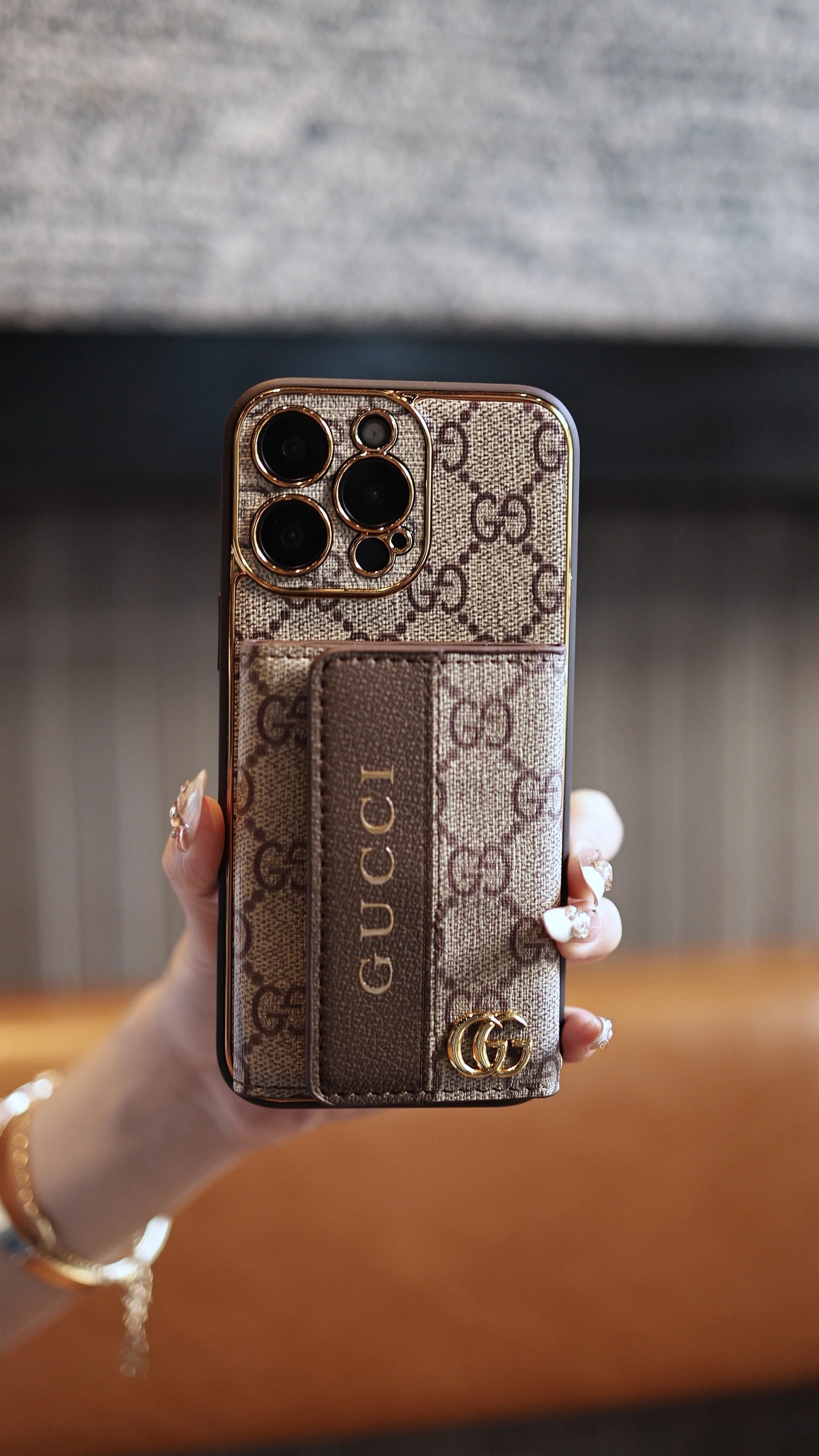 New Classic Luxury Card Holder Phone Case 02