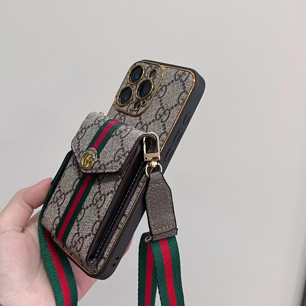 🔥 Stoßfeste Lederhülle mit vollständiger Abdeckung, Brieftasche und Riemen, Handyhülle, Monogramm-iPhone-Hülle 